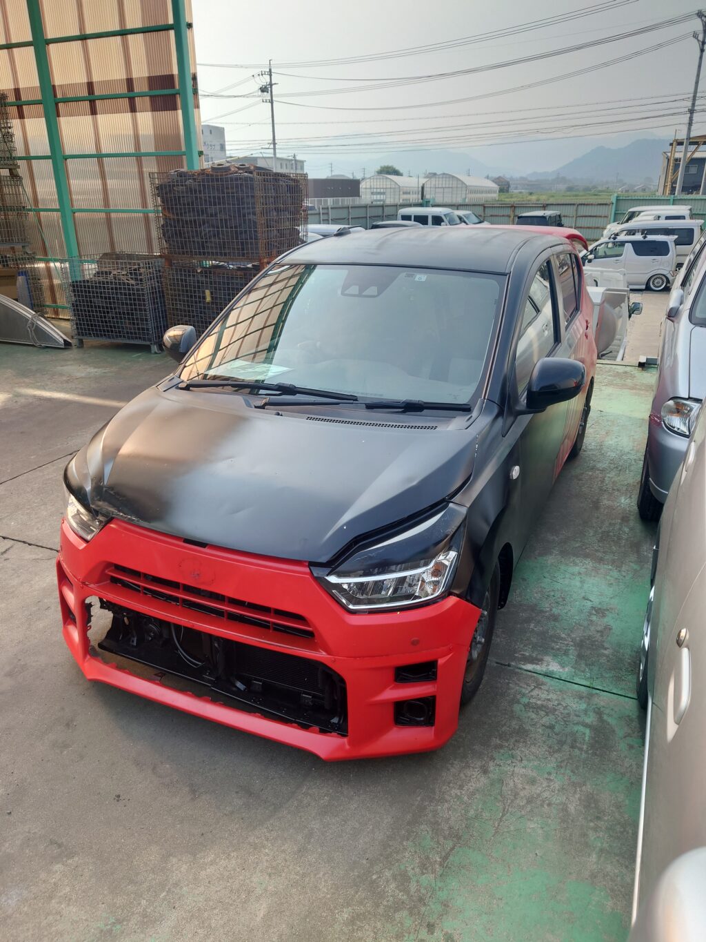 ダイハツ　ミライース