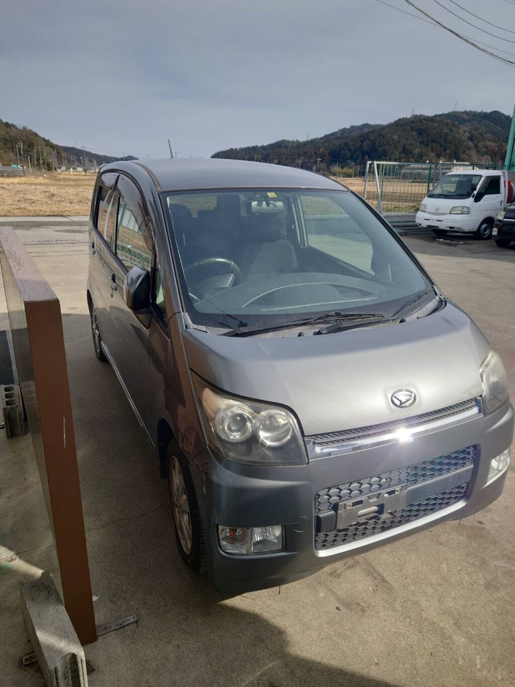 DAIHATSU　ムーヴ